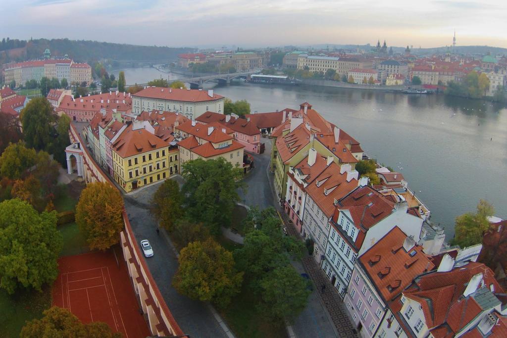 U Pava Hotel Prague Ngoại thất bức ảnh