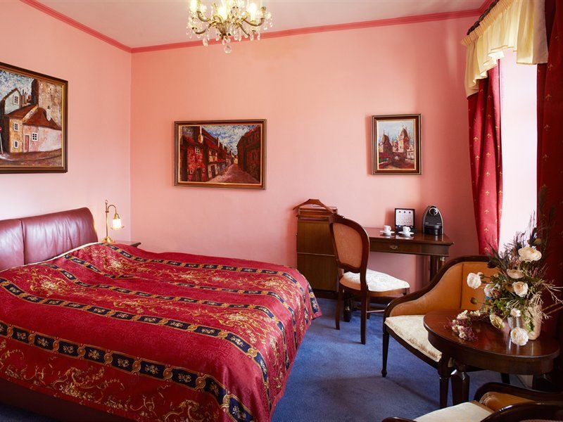 U Pava Hotel Prague Ngoại thất bức ảnh