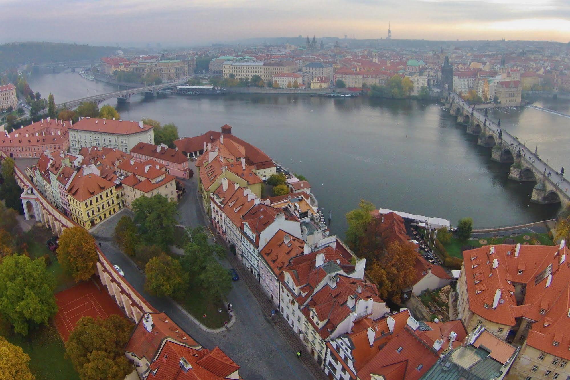 U Pava Hotel Prague Ngoại thất bức ảnh